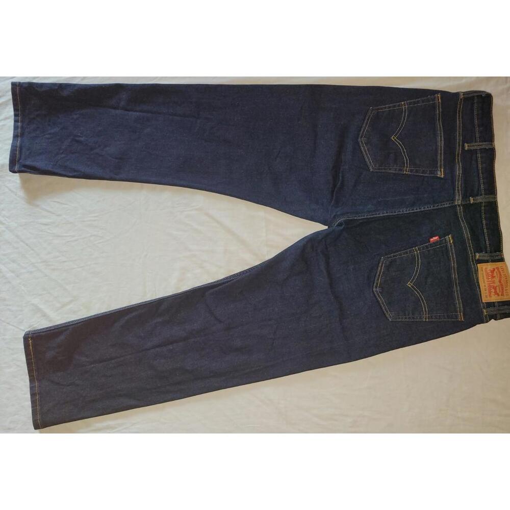 levi strauss men's 506 comfort straight leg wide fit jeans